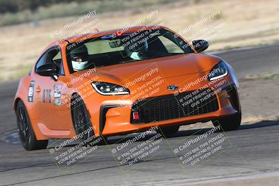 media/Sep-15-2024-Speed Ventures (Sun) [[7a54f7ed2f]]/86 Group/Session 1 (Outside Grapevine)/